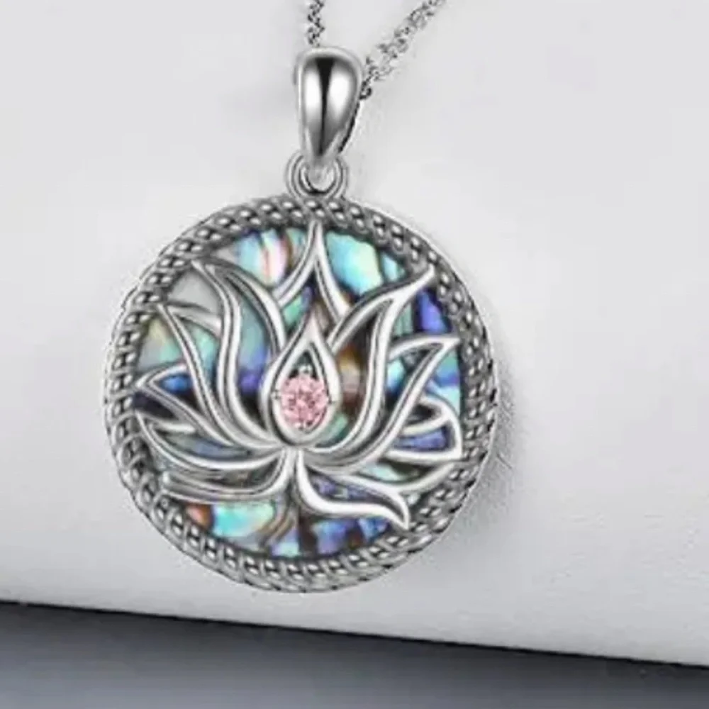 SOLD - NWOT - Pretty Lotus Flower/Abalone Shell Pendant - Picture 4 of 6